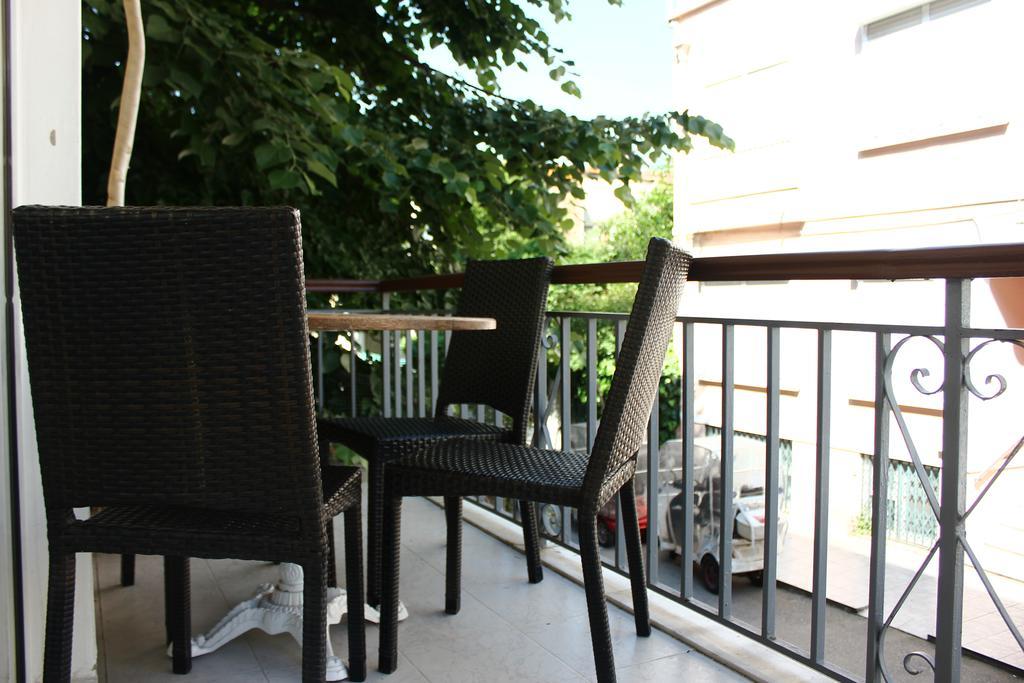 Bueyuekada Apart Hotel - Yeni Apart Adalar Exteriör bild