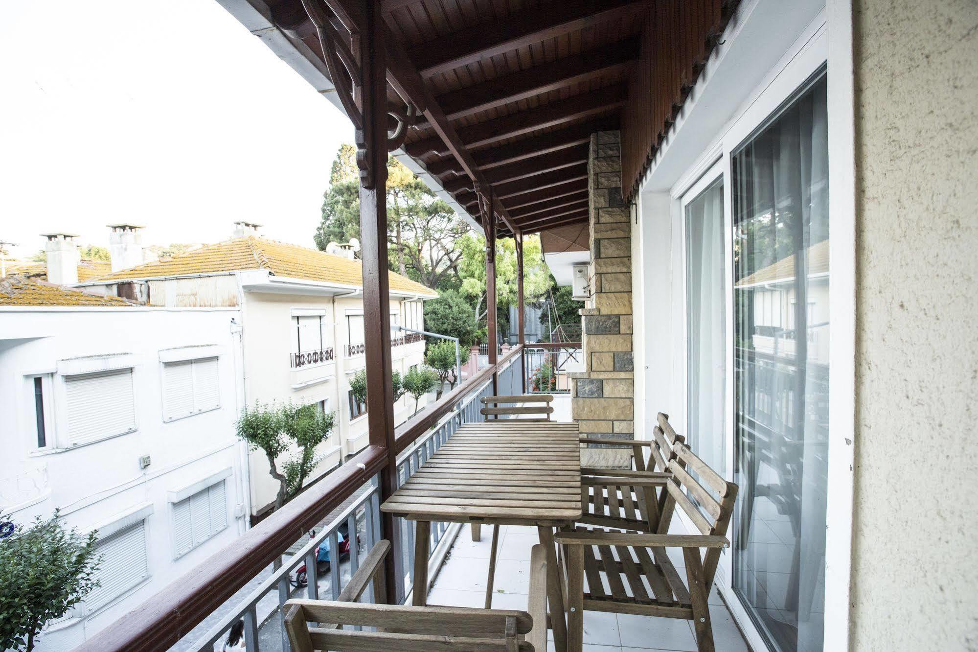 Bueyuekada Apart Hotel - Yeni Apart Adalar Exteriör bild