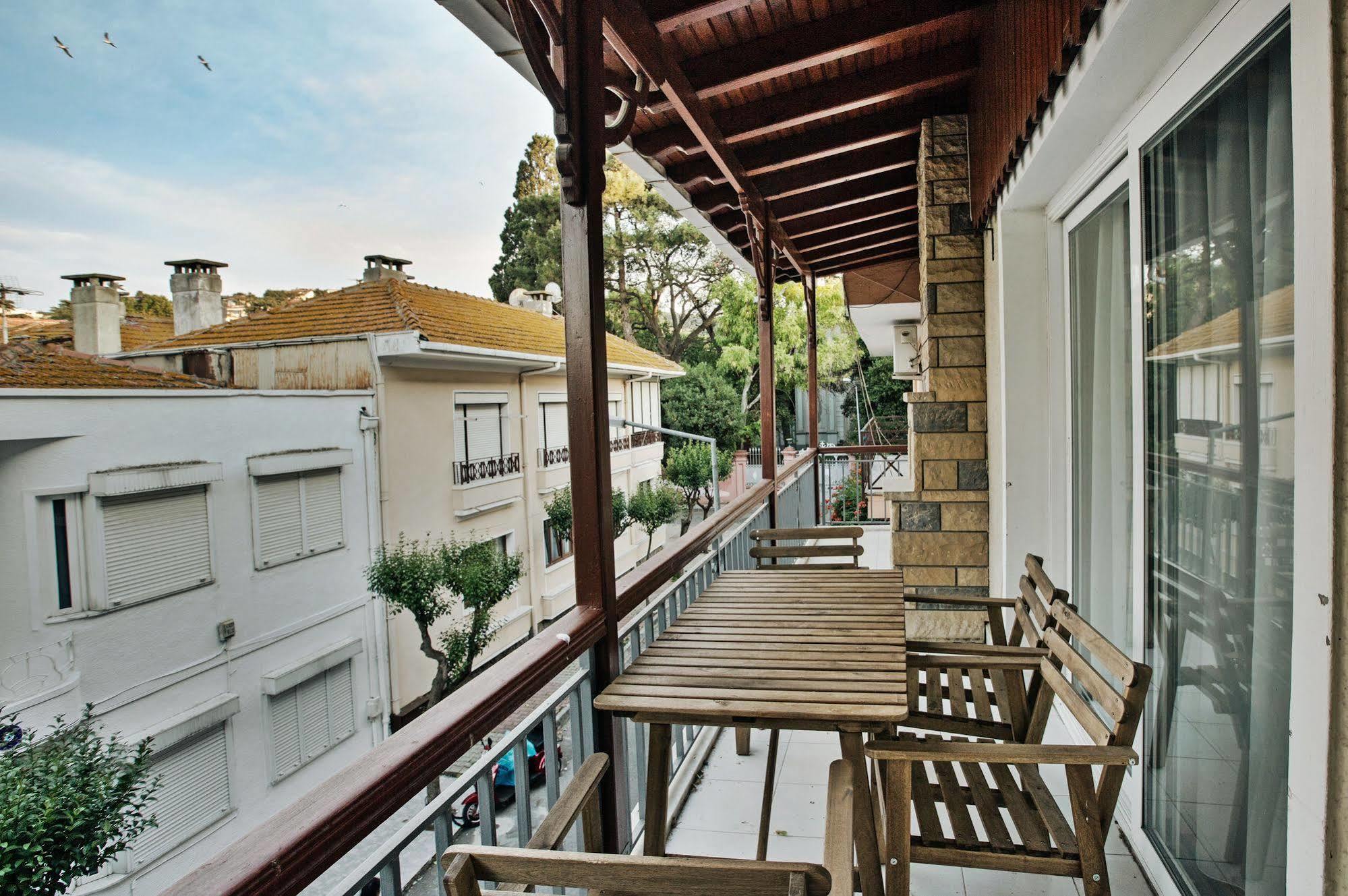 Bueyuekada Apart Hotel - Yeni Apart Adalar Exteriör bild